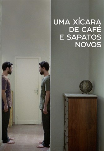 Uma Xícara de Café e Sapatos Novos