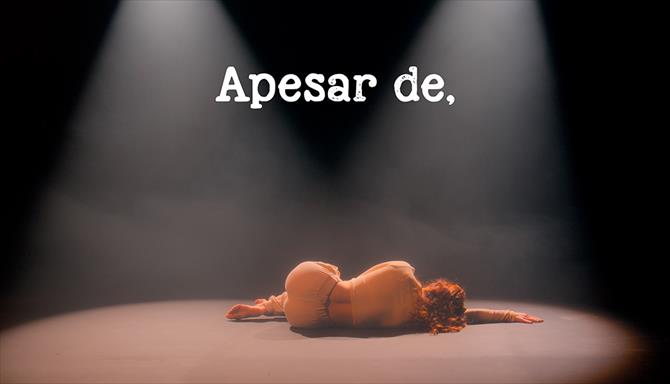Apesar de,